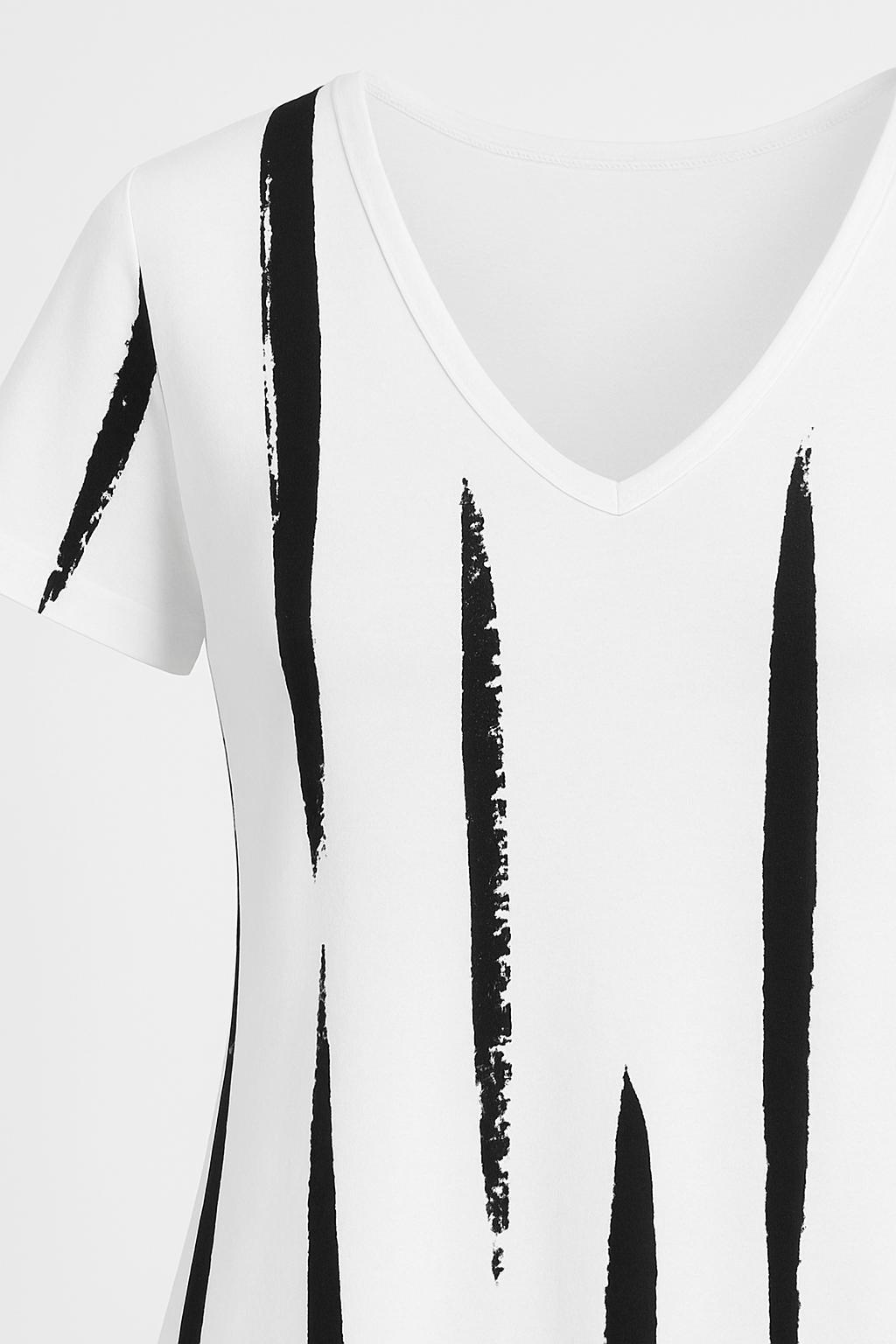 Tanzanix | Abstract Print Maxi Dress – V-Neck – Short Sleeves-Tanzanix