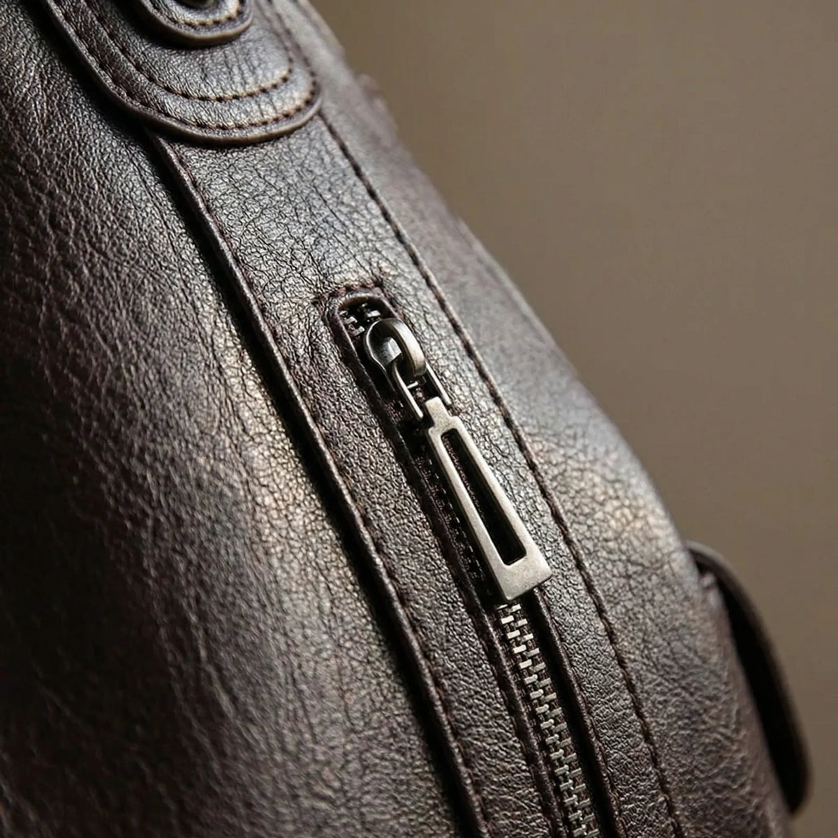 Sanna | Crossbody väska för dam i konstläder, svart - bild 6